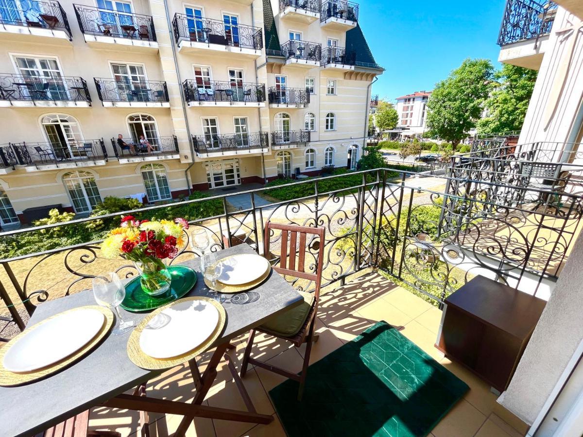 Sea Promenade Luxury Apartment Swinoujscie Bagian luar foto