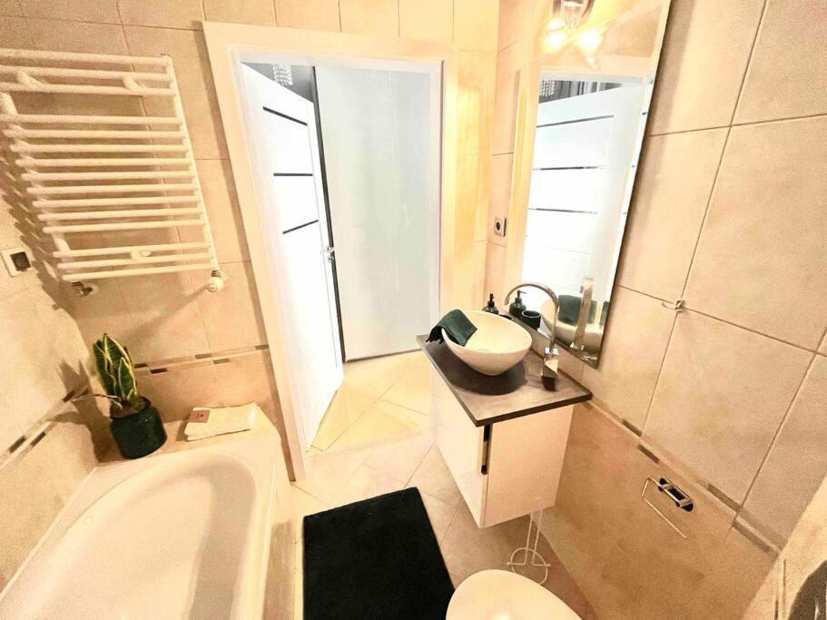 Sea Promenade Luxury Apartment Swinoujscie Bagian luar foto